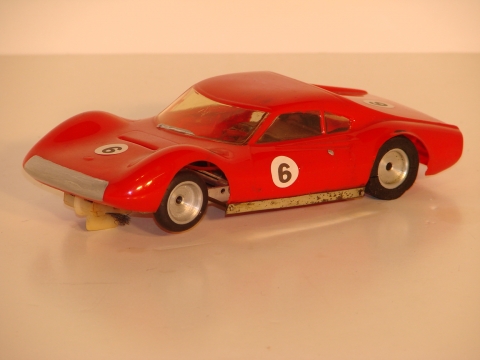 1/24TH SCALE UNKOWN VACUUM BODY CAR