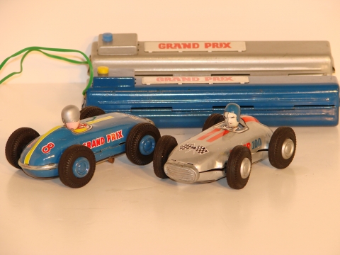 K TOYS TINPLATE F1 SLOT CARS