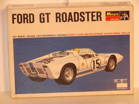 BOX TOP OF THE 1/24TH SCALE FORD GT ROADSTER KIT. MIB