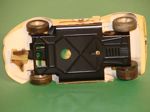 BOTTOM OF THE 1/24TH SCALE CHAPARRAL 2C