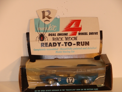 1/24TH SCALE VACUUM BODY BLACK WIDOW MIB