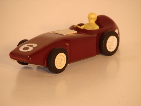 1/32 EARLY HANDMADE PROTOTYPE INDY CAR. ITNEVER WENT INTO PRODUCTION,RARE