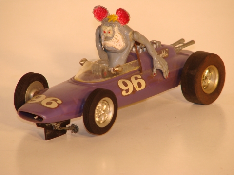 1/24TH SCALE LOTUS 25 WITH RAT FINK