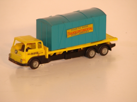 HO BEDFORD LORRY WITH CONTAINER