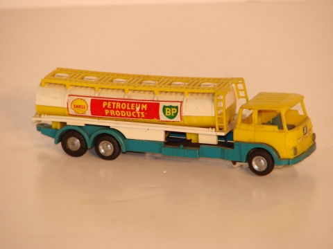 HO BEDFORD SHELL-BP TANKER