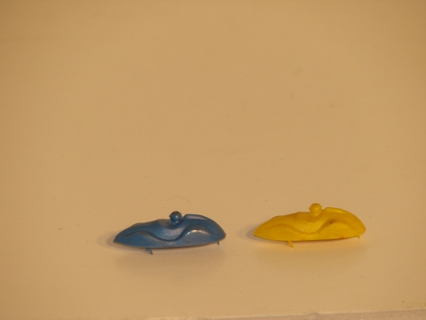 THE 2 SMALL VIBRATOR CARS