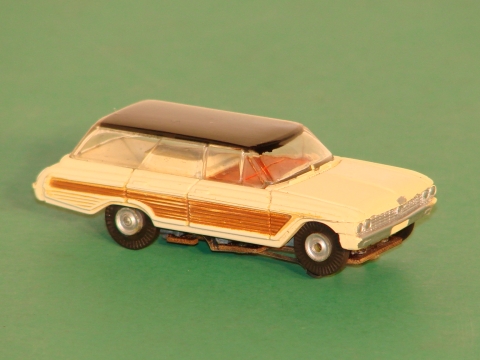 HO SCALE FORD COUNTRY SQUIRE WAGON