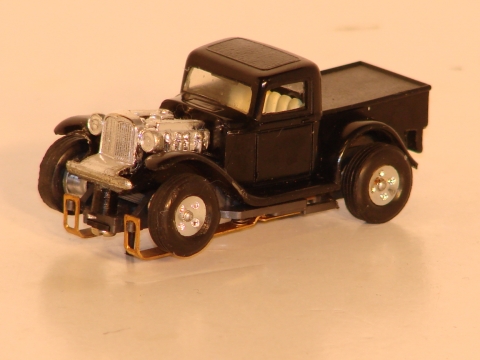 HO SCALE 1932 FORD PICKUP