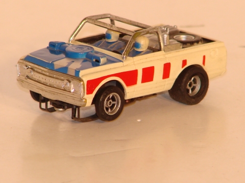 HO SCALE CHEVY BLAZER