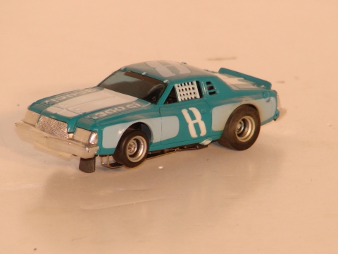 HO SCALE DODGE MAGNUM