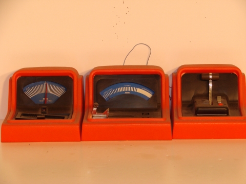 TESTING UNITS FOR HO SCALE SLOT CARS