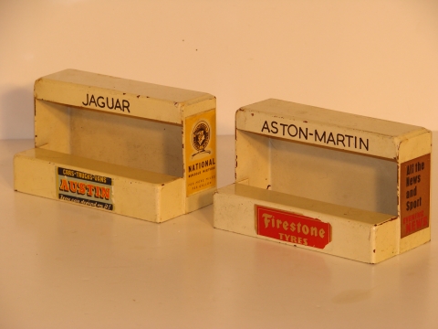 1950S METAL PIT STOPS