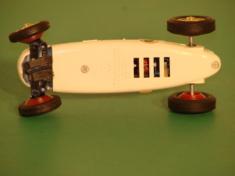 BOTTOM OF THE 1/32 AUTO UNION TYPE C