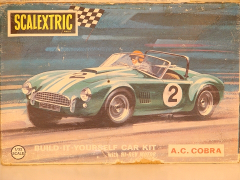 BOX FOR THE 1/32 AC COBRA KIT