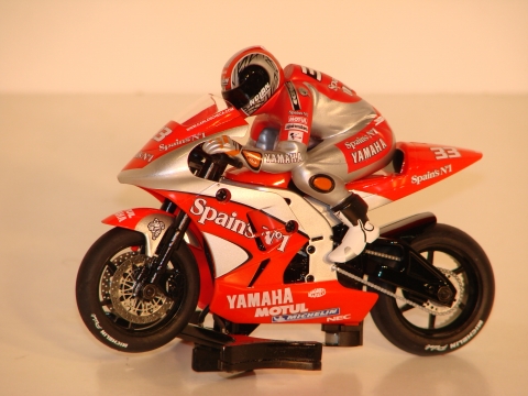 YAMAHA ,MARCO MELANDRI 33