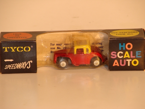 HO 1032 FORD COUPE MIB